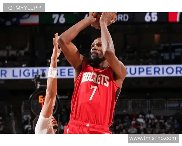 122-115逆转！火箭胜雄鹿，篮板优势大，杜兰特点赞新秀谢泼德