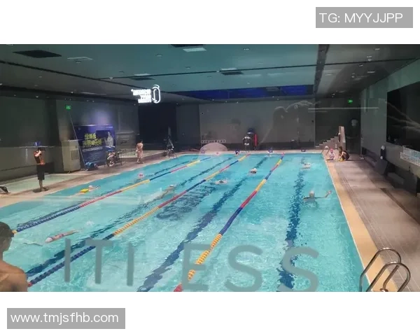 游泳健身的全方位指南：从基础技巧到专业训练提升身体素质